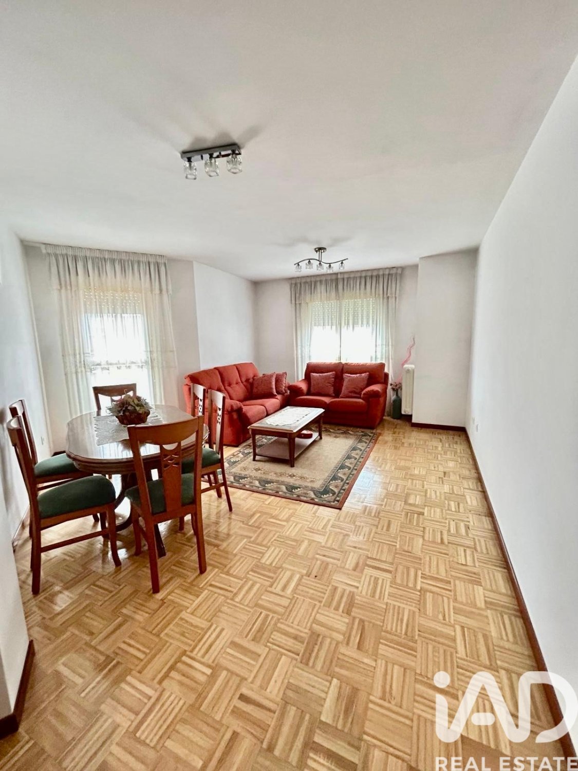 Apartment in La Baneza, Leon, Spain 3 bedrooms, 164 sq.m. No. 185026