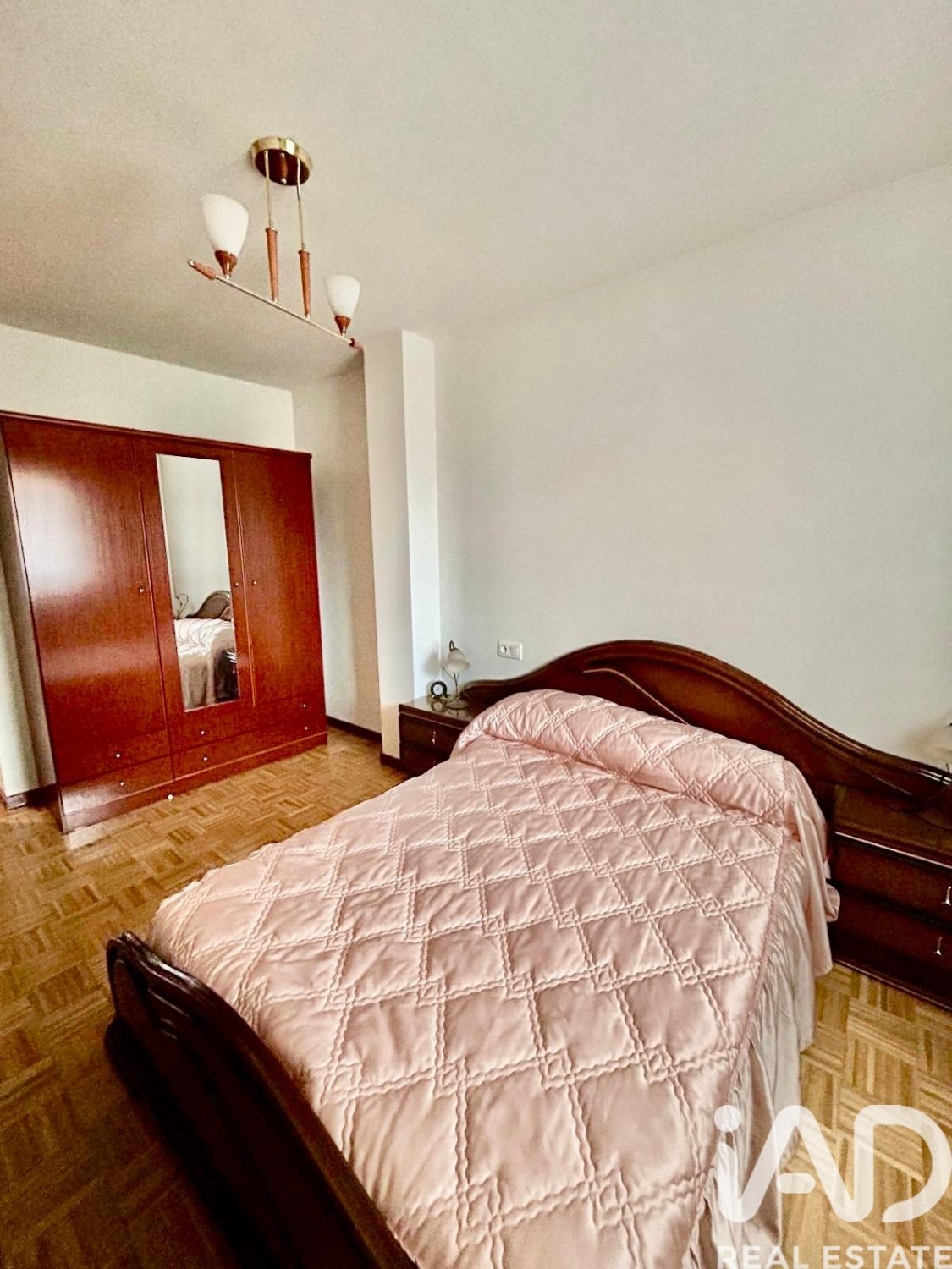 Apartment in La Baneza, Leon, Spain 3 bedrooms, 164 sq.m. No. 185026