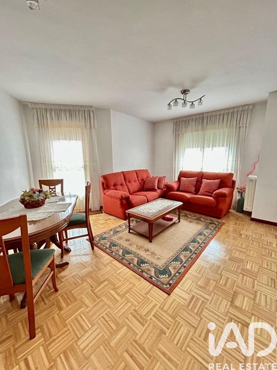 Apartment in La Baneza, Leon, Spain 3 bedrooms, 164 sq.m. No. 185026