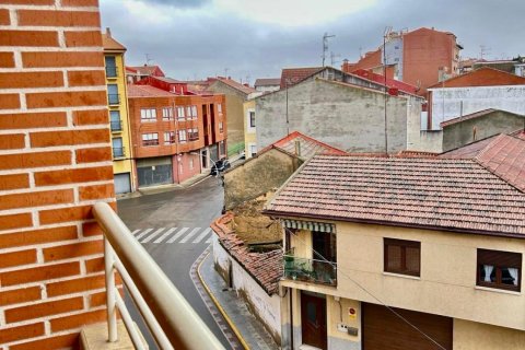 Dzīvoklis pārdošanā La Baneza, Leon, Spānijā 3 istabas, 164 m2 Nr. 185026 - attēls 29