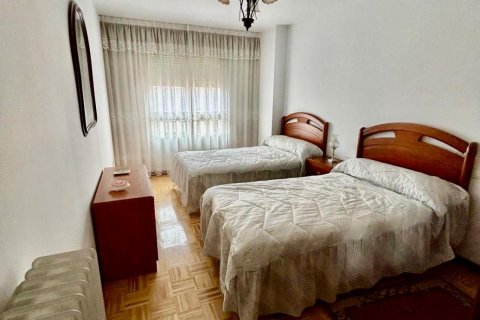 Dzīvoklis pārdošanā La Baneza, Leon, Spānijā 3 istabas, 164 m2 Nr. 185026 - attēls 8