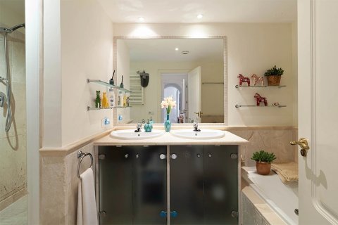 Wohnung zum Verkauf in Santa Ponsa, Mallorca, Spanien 2 Schlafzimmer, 125 m2 Nr. 143402 - Foto 13