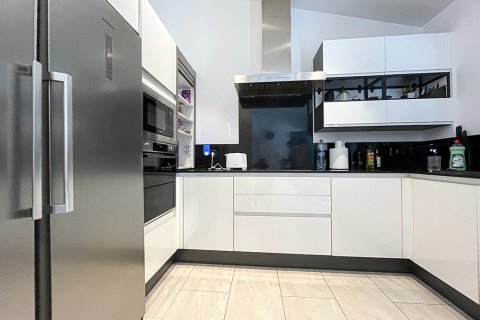 Villa en venta en Santa Ponsa, Mallorca, España 3 dormitorios, 200 m2 No. 143400 - foto 11