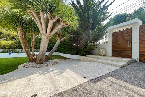 Villa en venta en Santa Ponsa, Mallorca, España 3 dormitorios, 200 m2 No. 143400 - foto 8