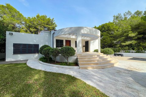 Villa en venta en Santa Ponsa, Mallorca, España 3 dormitorios, 200 m2 No. 143400 - foto 1