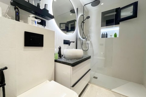 Villa en venta en Santa Ponsa, Mallorca, España 3 dormitorios, 200 m2 No. 143400 - foto 15