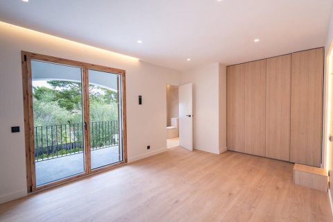 Villa en venta en Pollenca, Mallorca, España 6 dormitorios, 536 m2 No. 143401 - foto 17