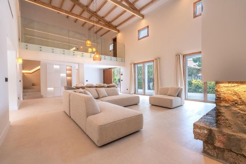 Villa en venta en Pollenca, Mallorca, España 6 dormitorios, 536 m2 No. 143401 - foto 16