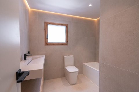 Villa en venta en Pollenca, Mallorca, España 6 dormitorios, 536 m2 No. 143401 - foto 19