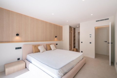 Villa en venta en Pollenca, Mallorca, España 6 dormitorios, 536 m2 No. 143401 - foto 24