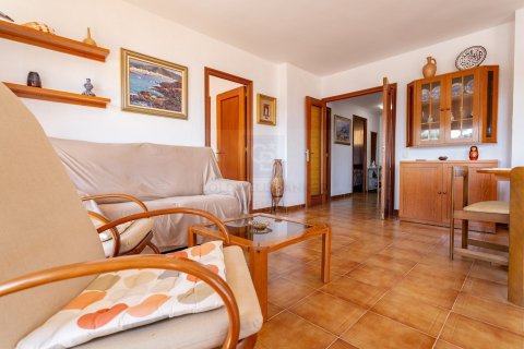 Huoneisto myytävänä Cambrils, Tarragona, Espanja, 3 makuuhuonetta, 106 m2 No. 158474 - kuva 6