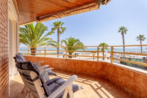 Huoneisto myytävänä Cambrils, Tarragona, Espanja, 3 makuuhuonetta, 106 m2 No. 158474 - kuva 23