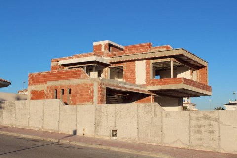 Villa for sale Ciudad Quesada, Alicante, Spain 1 bedroom, 350 sq.m. No. 116457 - photo 2