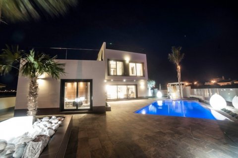 Villa à vendre La Zenia, Alicante, Espagne, 157 m2 No. 116458 - photo 8