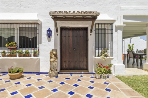 Townhouse for sale Nueva Andalucia, Malaga, Spain 4 bedrooms, 255 sq.m. No. 109653 - photo 22