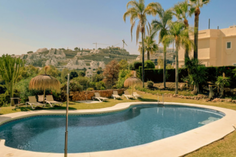 Townhouse for sale Benahavis, Malaga, Spain 3 bedrooms, 240 sq.m. No. 109593 - photo 20