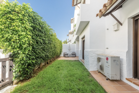 Dzīvoklis pārdošanā Estepona, Malaga, Spānijā 2 istabas, 110 m2 Nr. 109591 - attēls 4