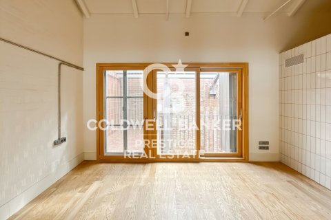 Duplex à vendre à Barcelona, Espagne, 2 chambres, 164 m2 No. 179180 - photo 15