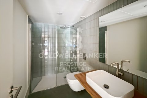 Duplex à vendre à Barcelona, Espagne, 2 chambres, 164 m2 No. 179180 - photo 23