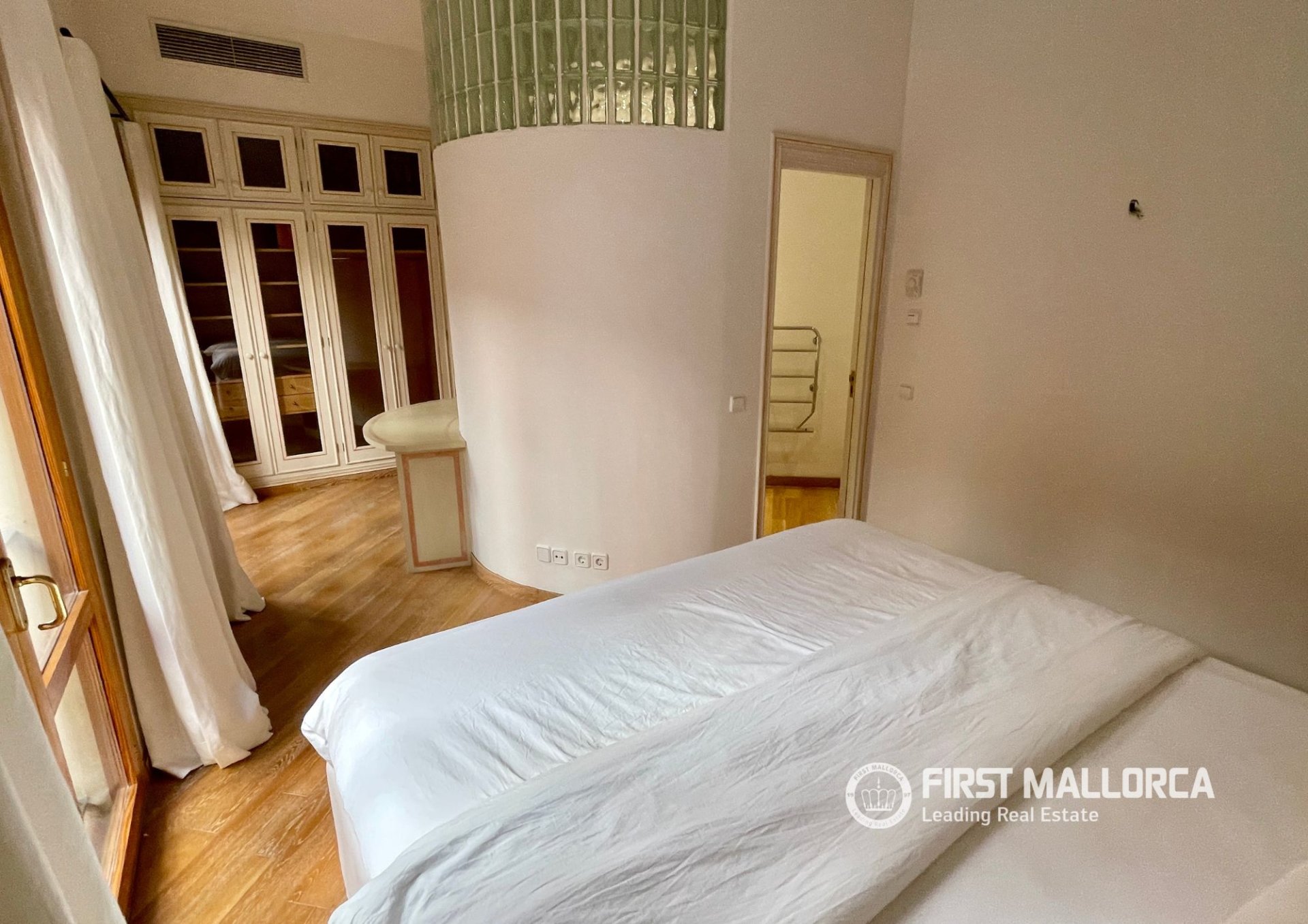 Apartment à Palma de Majorca, Mallorca, Espagne 4 chambres, 216 m2 No. 168035
