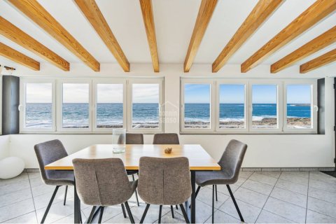 Kaupunkipientalo myytävänä Sant Lluis, Menorca, Espanja, 3 makuuhuonetta, 96 m2 No. 151999 - kuva 3