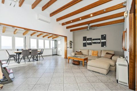 Kaupunkipientalo myytävänä Sant Lluis, Menorca, Espanja, 3 makuuhuonetta, 96 m2 No. 151999 - kuva 5