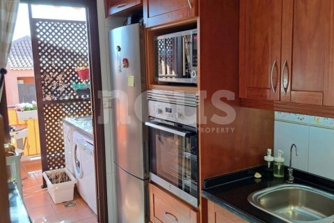 Lägenhet till salu i Costa del Silencio, Tenerife, Spanien 2 sovrum, 70 kvm. Nr. 141405 - foto 3