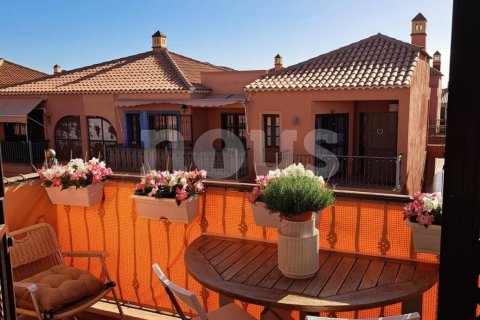 Lägenhet till salu i Costa del Silencio, Tenerife, Spanien 2 sovrum, 70 kvm. Nr. 141405 - foto 13