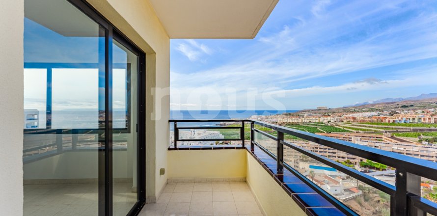 Apartment in Playa Paraiso, Tenerife, Spain 1 bedroom, 65 sq.m. No. 141407