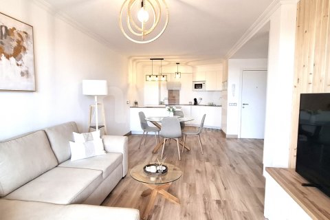 Apartment for sale in Tenerife, Spain 1 bedroom, 60 sq.m. No. 141402 - photo 2