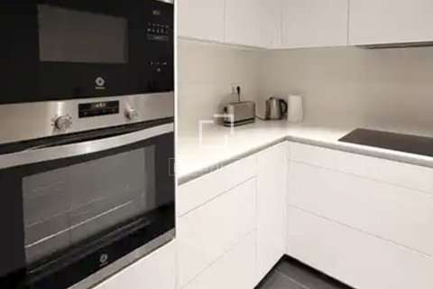 Lägenhet för uthyrning i Barcelona, Spanien 3 sovrum, 156 kvm. Nr. 161365 - foto 11