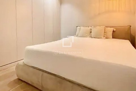 Lägenhet för uthyrning i Barcelona, Spanien 3 sovrum, 156 kvm. Nr. 161365 - foto 15