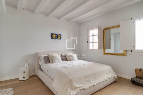 Lägenhet för uthyrning i Barcelona, Spanien 3 sovrum, 156 kvm. Nr. 161365 - foto 14