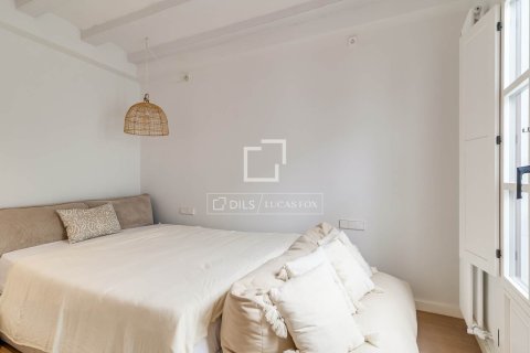 Lägenhet för uthyrning i Barcelona, Spanien 3 sovrum, 156 kvm. Nr. 161365 - foto 18