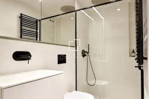 Lägenhet för uthyrning i Barcelona, Spanien 3 sovrum, 156 kvm. Nr. 161365 - foto 23