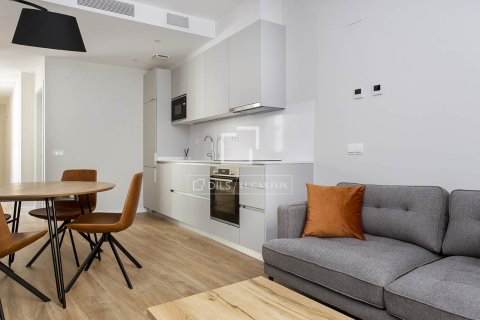 Lägenhet för uthyrning i Barcelona, Spanien 2 sovrum, 72 kvm. Nr. 161367 - foto 9