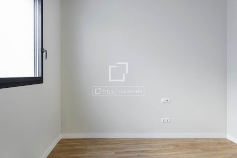 Lägenhet för uthyrning i Barcelona, Spanien 2 sovrum, 72 kvm. Nr. 161367 - foto 11