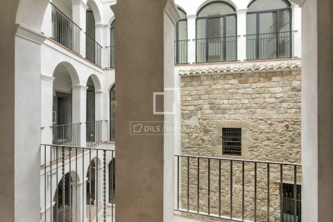 Lägenhet för uthyrning i Barcelona, Spanien 2 sovrum, 72 kvm. Nr. 161367 - foto 26