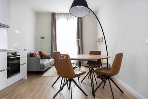 Huoneisto Barcelona, Espanja 2 makuuhuonetta, 72 m2 No. 161367