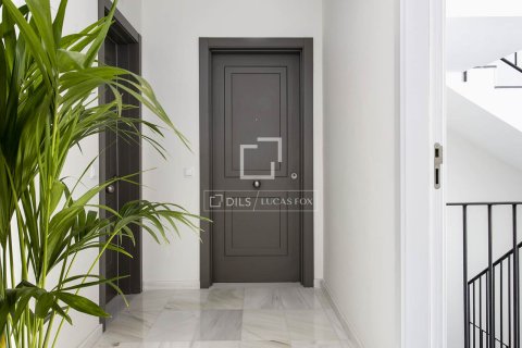 Lägenhet för uthyrning i Barcelona, Spanien 2 sovrum, 72 kvm. Nr. 161367 - foto 22