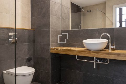 Lägenhet för uthyrning i Barcelona, Spanien 2 sovrum, 72 kvm. Nr. 161367 - foto 4