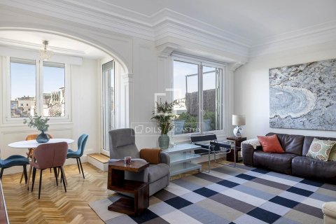 Huoneisto Barcelona, Espanja 2 makuuhuonetta, 185 m2 No. 161364