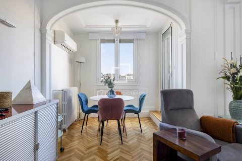 Lägenhet för uthyrning i Barcelona, Spanien 2 sovrum, 185 kvm. Nr. 161364 - foto 6