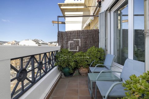 Lägenhet för uthyrning i Barcelona, Spanien 2 sovrum, 185 kvm. Nr. 161364 - foto 3