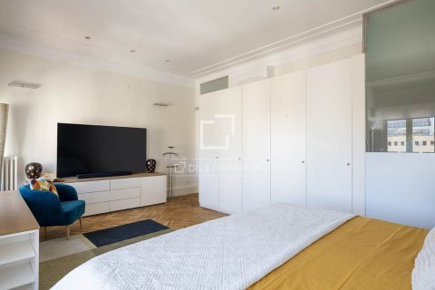 Lägenhet för uthyrning i Barcelona, Spanien 2 sovrum, 185 kvm. Nr. 161364 - foto 19