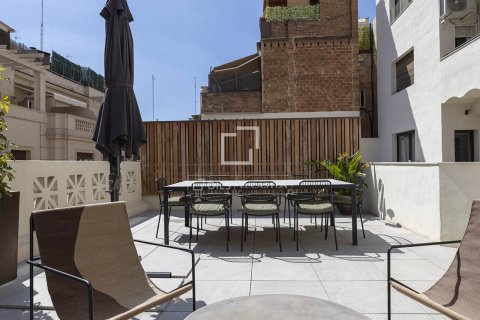 Lägenhet för uthyrning i Barcelona, Spanien 3 sovrum, 238 kvm. Nr. 161366 - foto 8