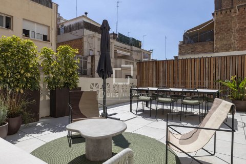 Lägenhet för uthyrning i Barcelona, Spanien 3 sovrum, 238 kvm. Nr. 161366 - foto 7