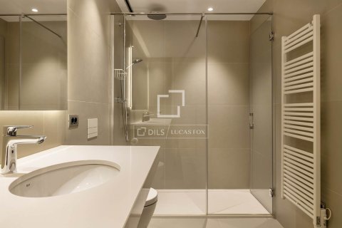 Lägenhet för uthyrning i Barcelona, Spanien 1 sovrum, 173 kvm. Nr. 161370 - foto 22