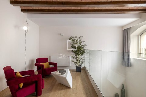 Lägenhet för uthyrning i Barcelona, Spanien 1 sovrum, 173 kvm. Nr. 161370 - foto 19