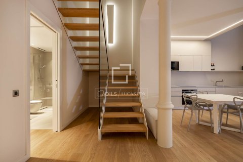 Lägenhet för uthyrning i Barcelona, Spanien 1 sovrum, 173 kvm. Nr. 161370 - foto 14